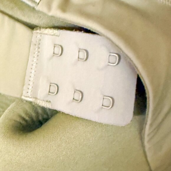 Athleta Advance Sports Bra 36DD Green High Support Racerback Athleisurecore - Picture 6 of 7